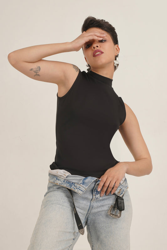 Its Backless! Top